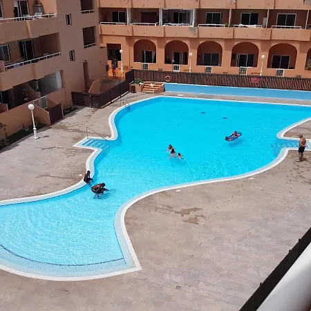 Апартаменты Apartamento M&c, 1a Linea De Mar, Piscina Эль-Медано